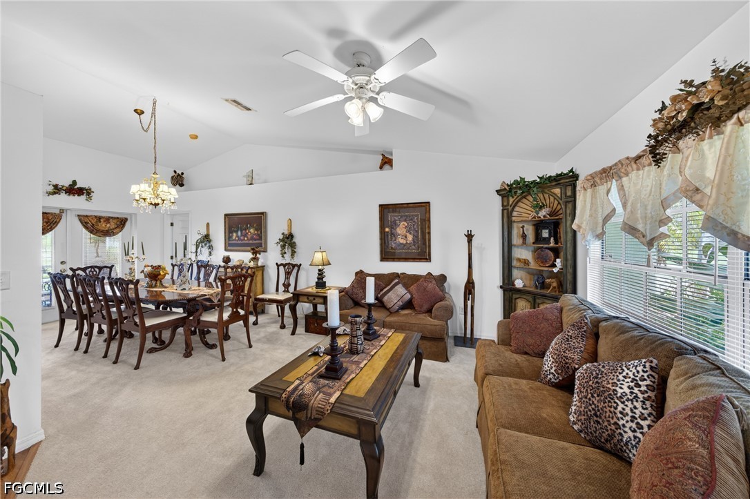 3437 NE 9th Place