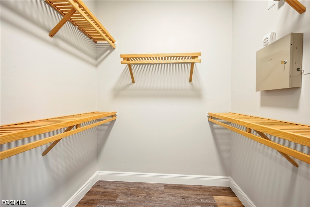13921 Avon Park Circle, Apt 204