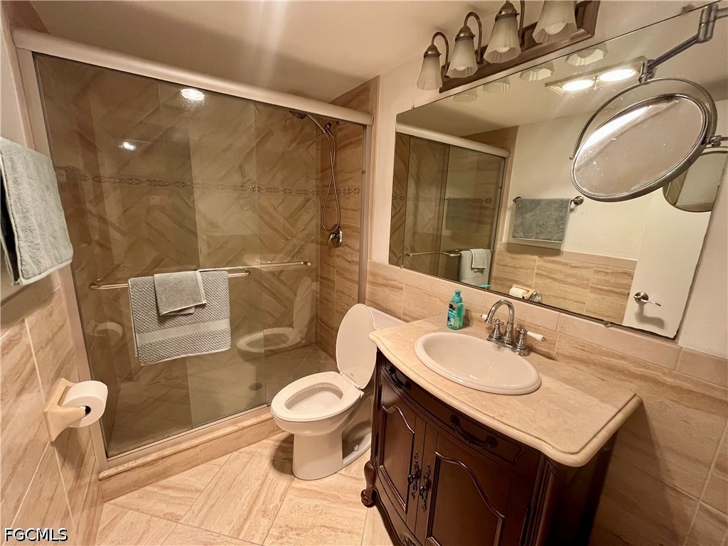 1766 Cape Coral Parkway, Apt 104