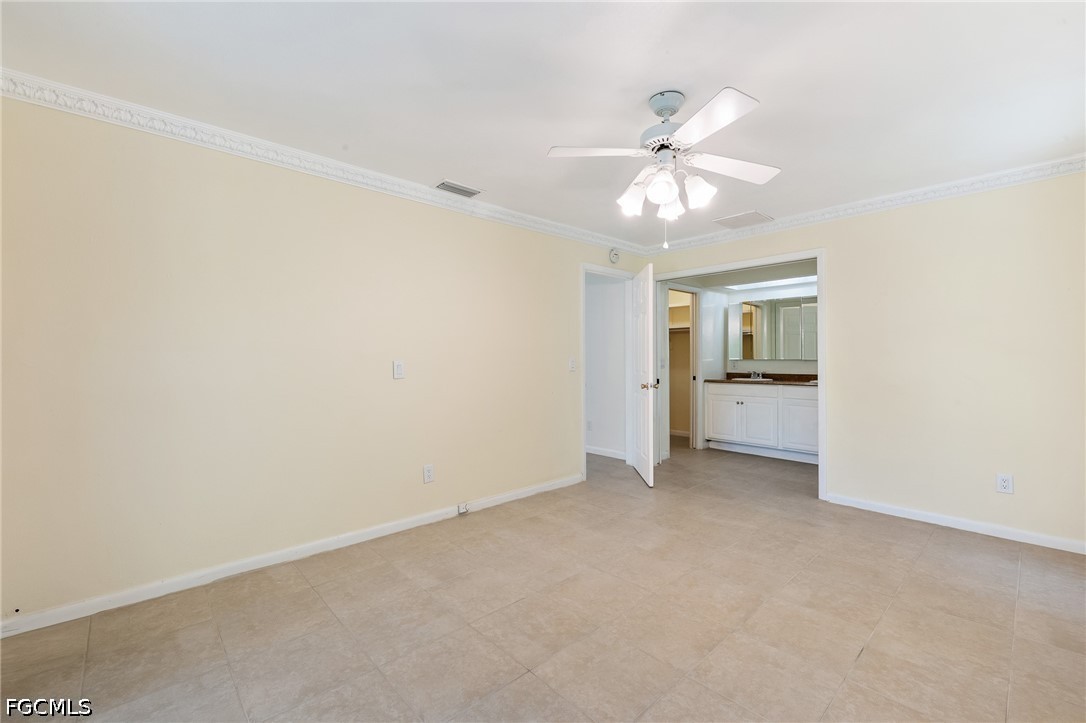 5661  Eichen Circle