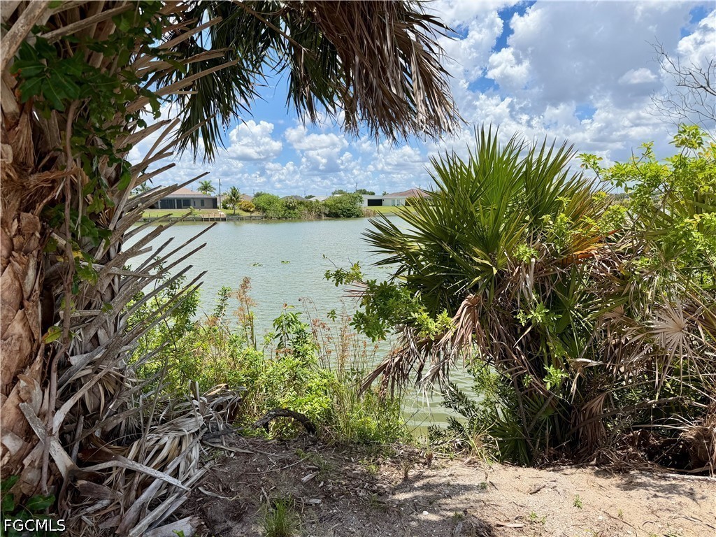 907 NW 19th Place