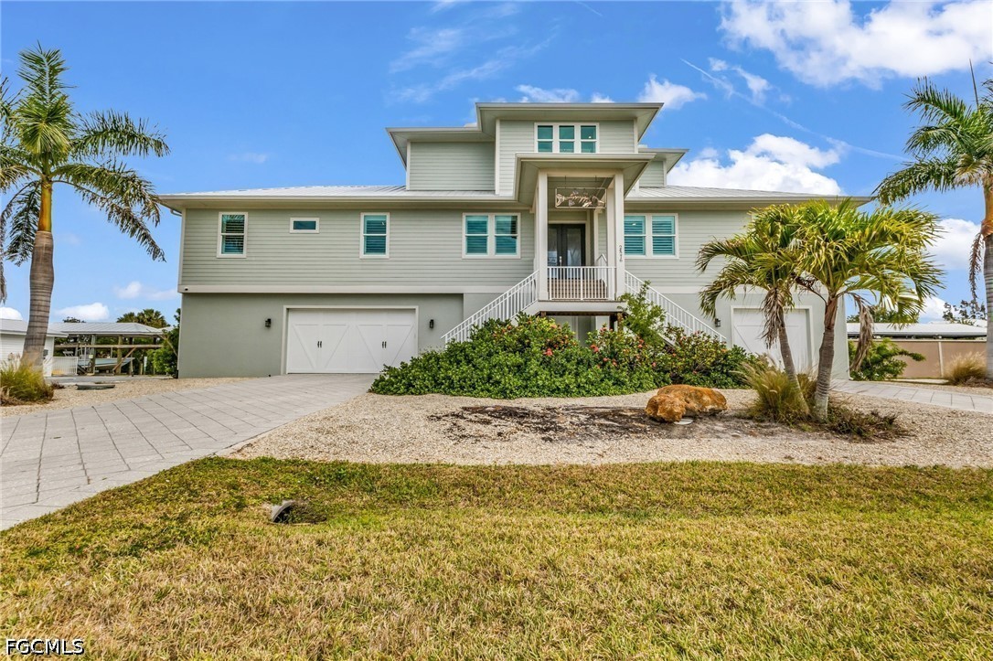 24216  Yacht Club Boulevard