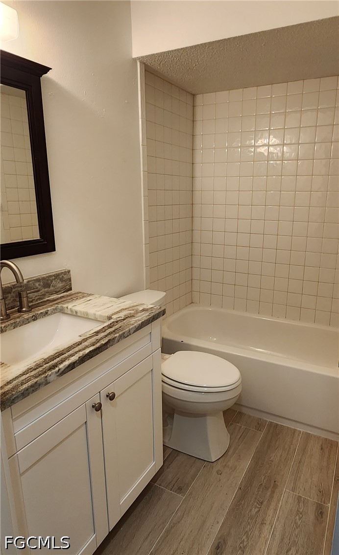 723 SE 10th Street, Apt 6