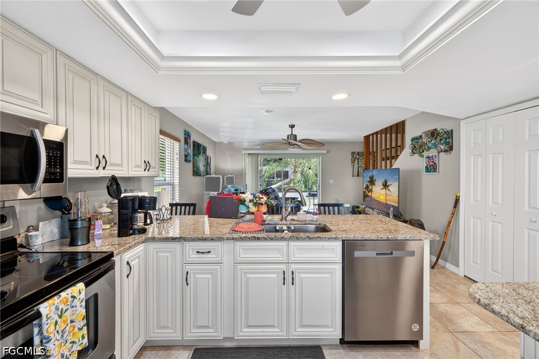 5027 SW 16th Place, Apt 101