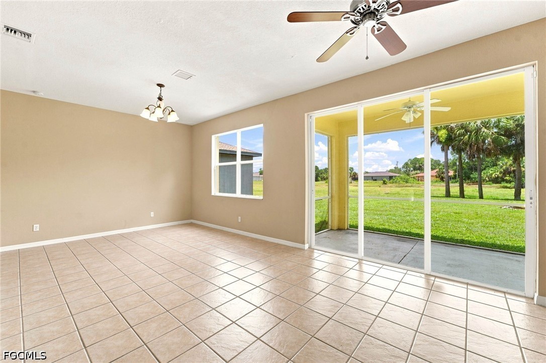 117 Shadow Lakes Drive