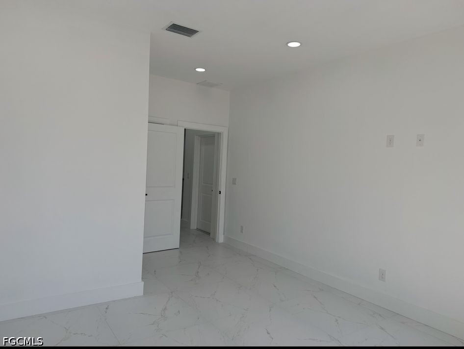 404-406 Chalet Avenue