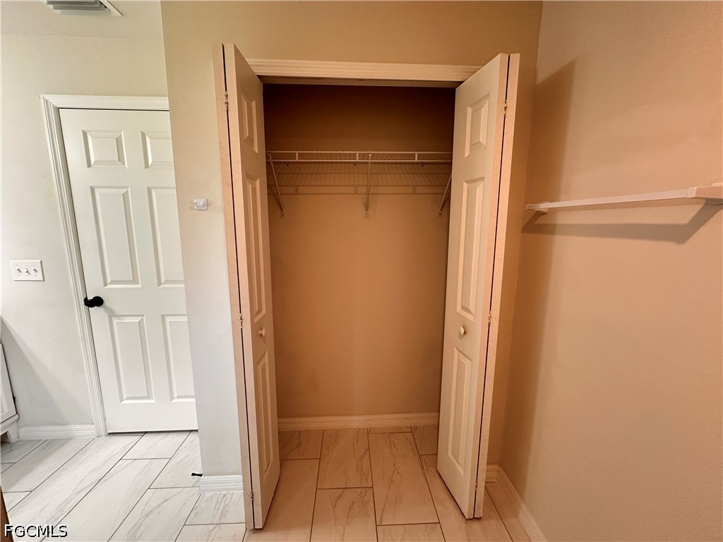 2212 SW Santa Barbara Place