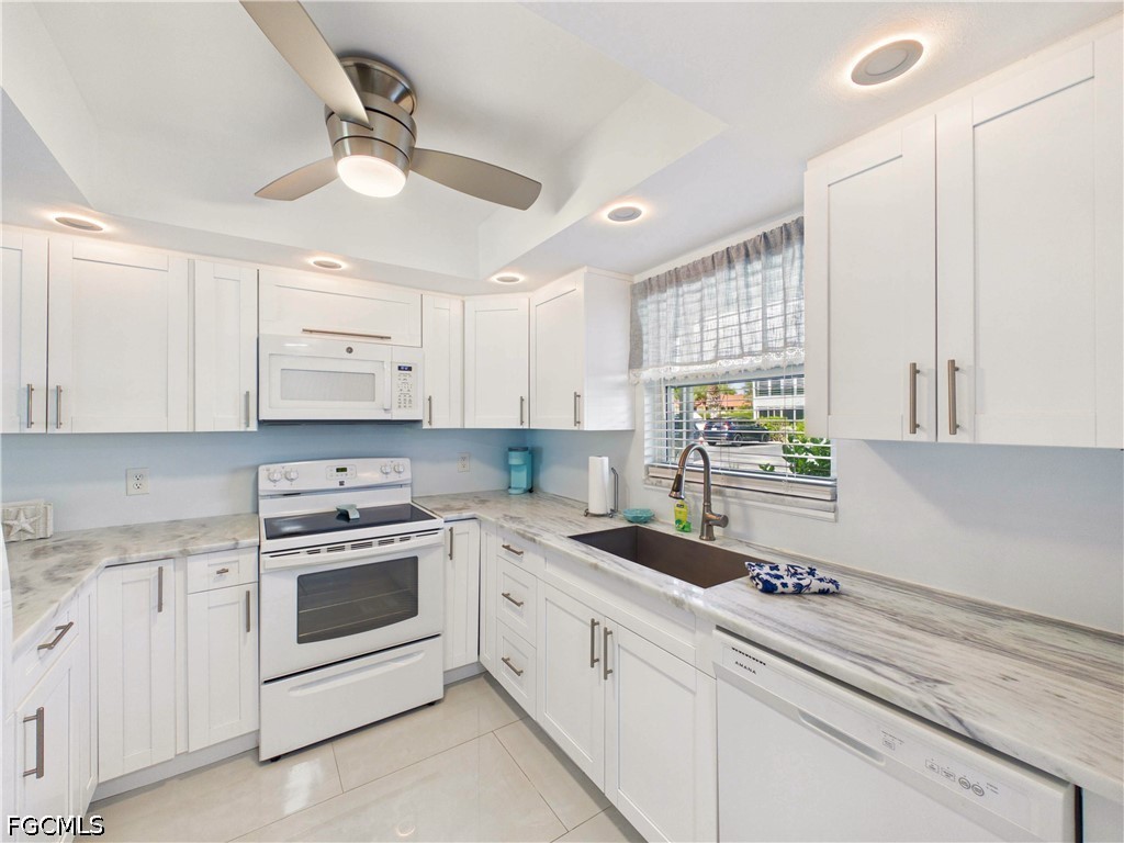 300 Valley Stream Drive, Apt 3D