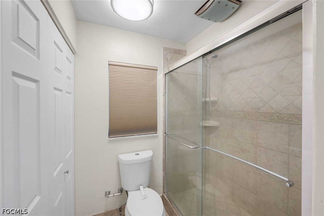 4548 SE 11th Place