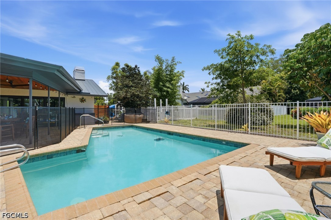5837 Tallowood Circle