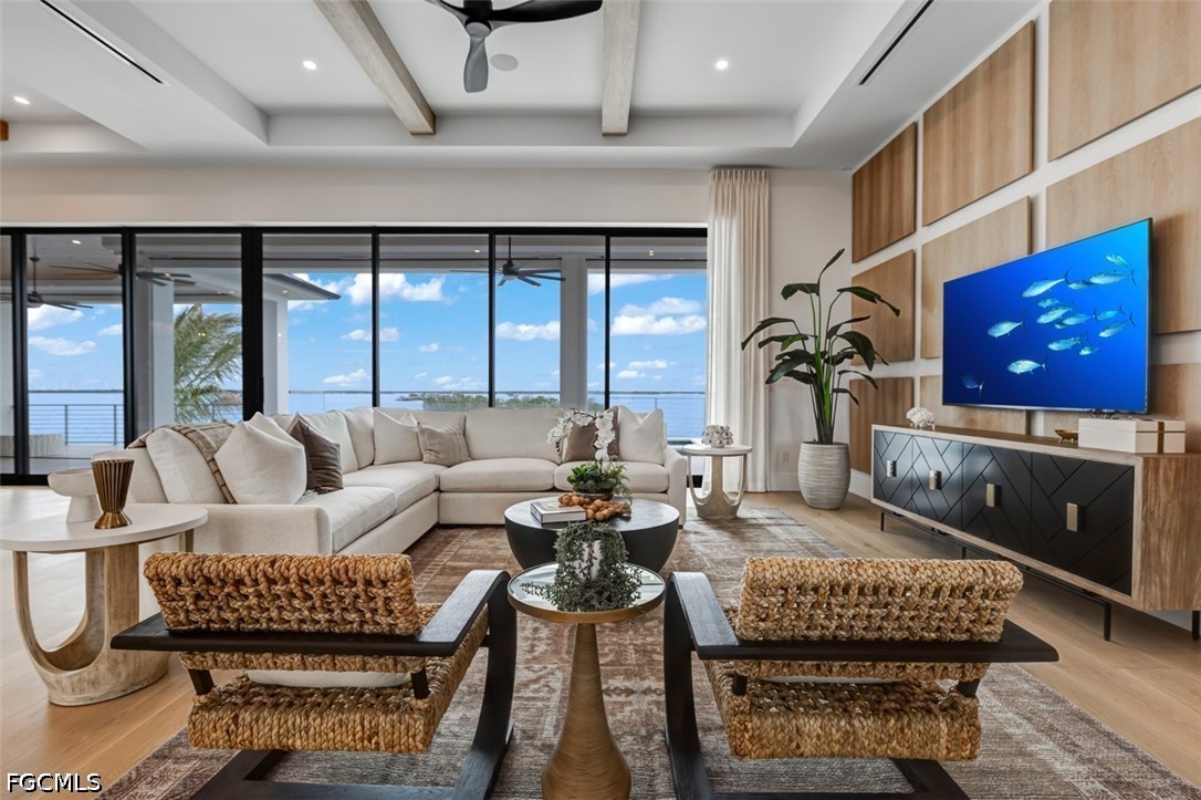 15  Bayview Boulevard