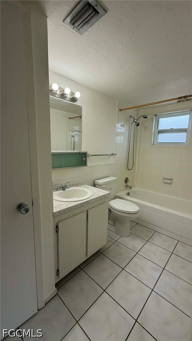 2828 Jackson Street, Apt N6