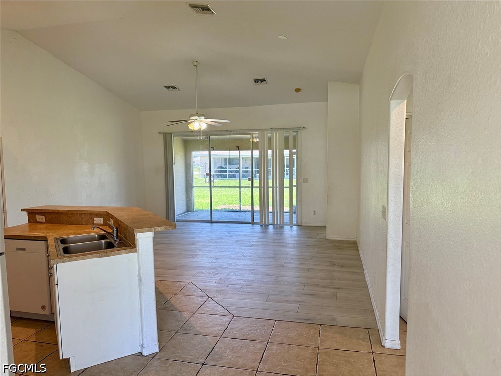 544 SE 7th Street