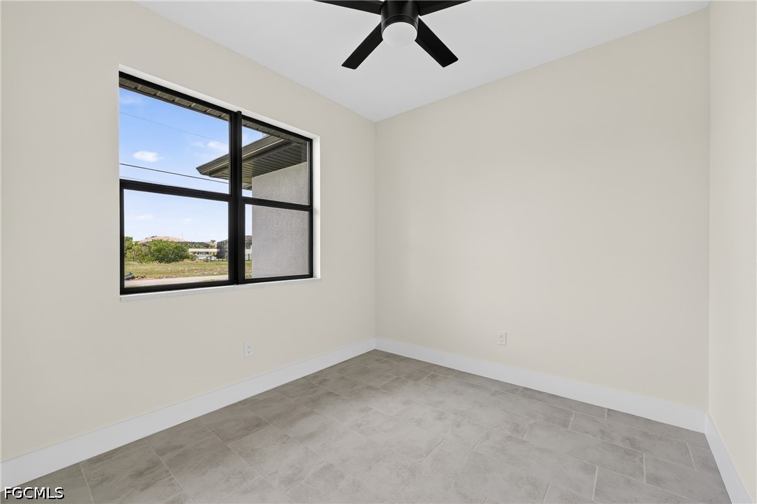 817 NW 38th Place