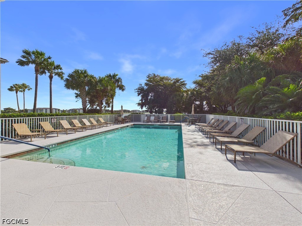 10391 Butterfly Palm Drive, Apt 1011