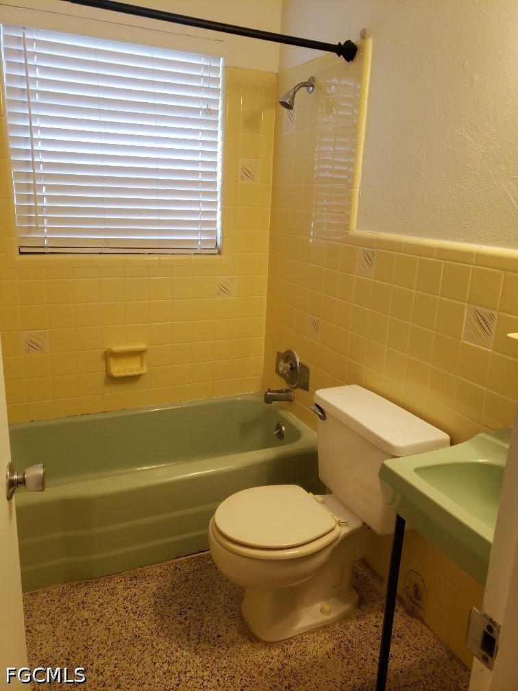 4911  Coronado Parkway, Apt A