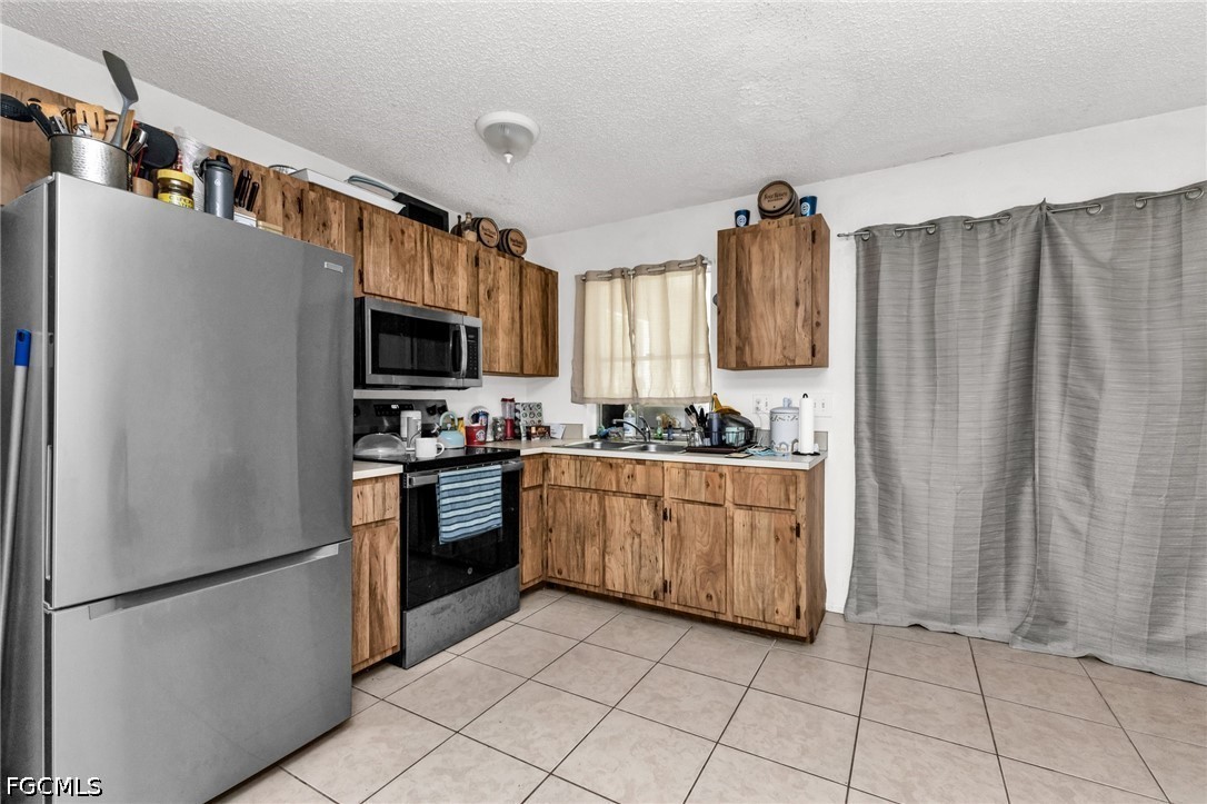 18617/18619 Bartow Boulevard