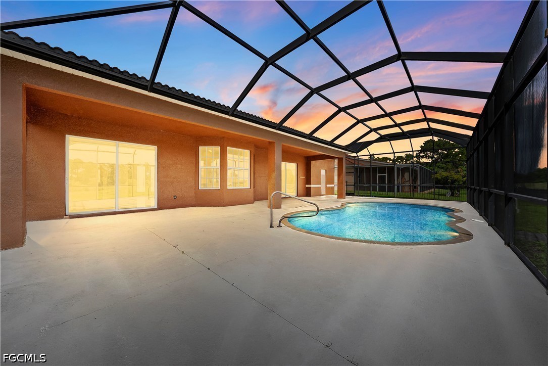 680  Mirror Lakes Court
