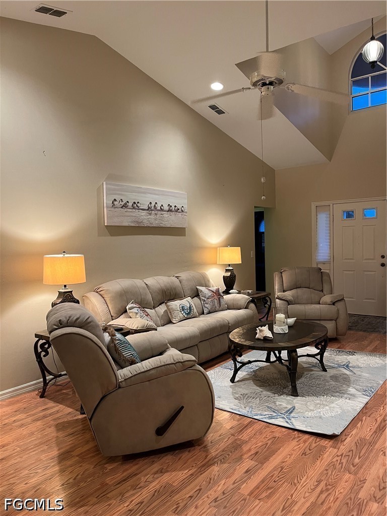 3289 Clubview Drive