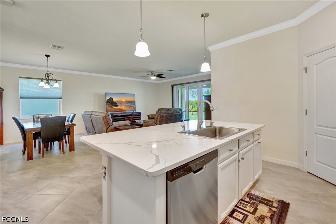 14096  Vindel Circle