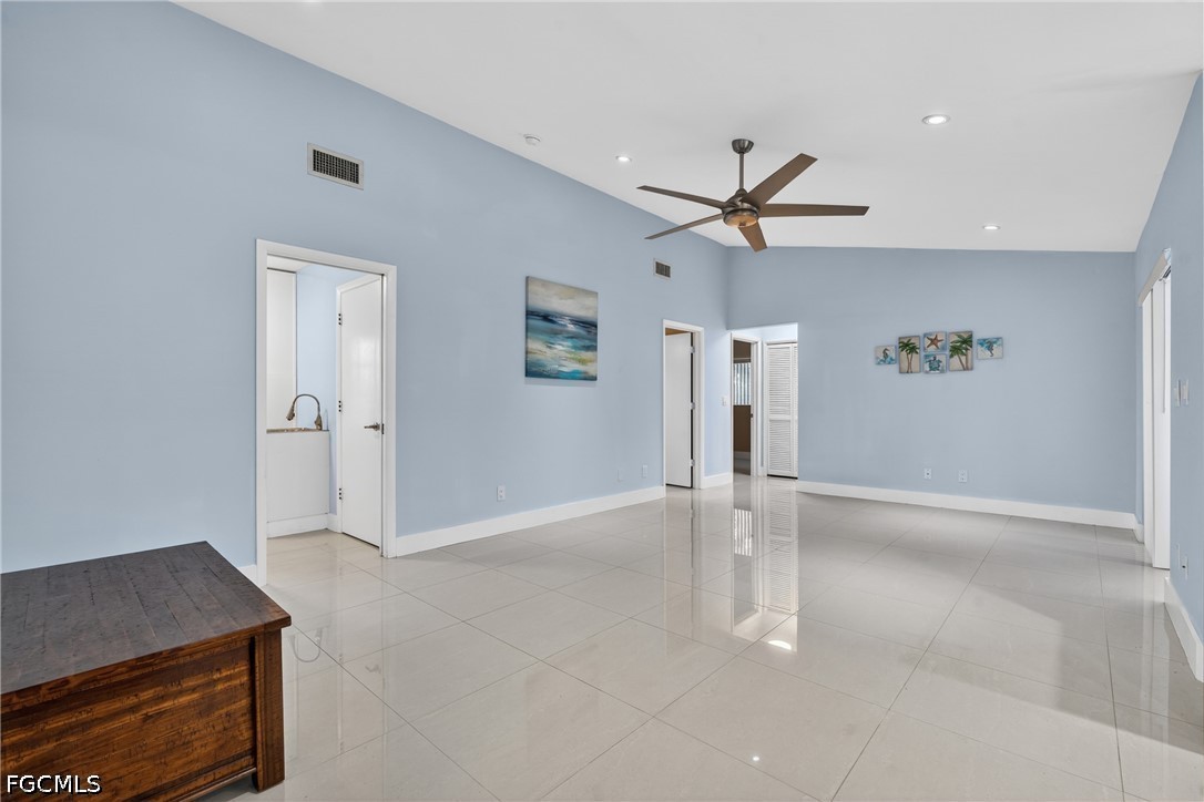 4129 Country Club Boulevard
