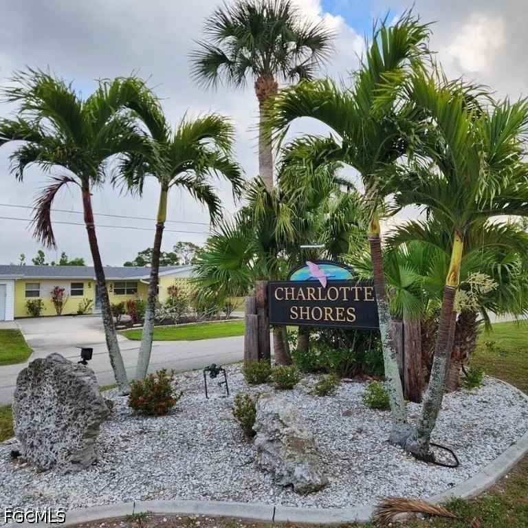 5653  Genesee Parkway, Apt 5653