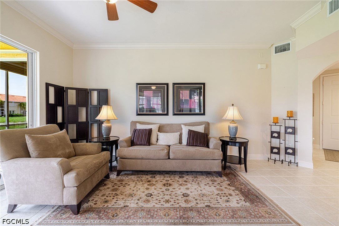 5120 W Hyde Park Court, Apt 101