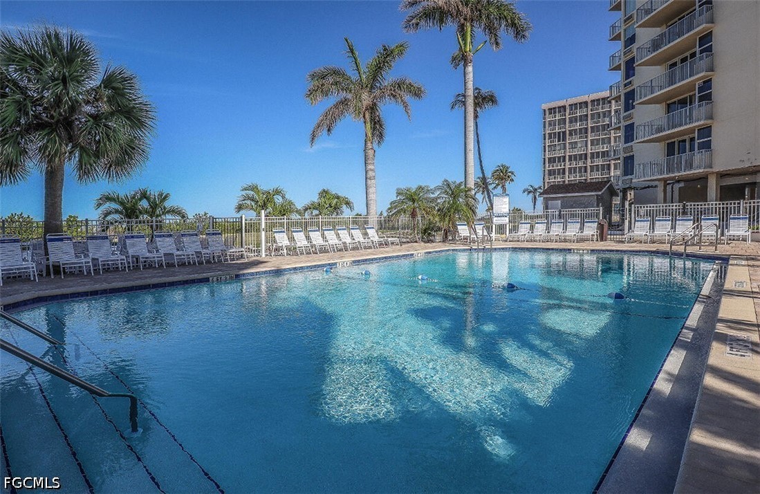 7360 Estero Boulevard, Apt 703