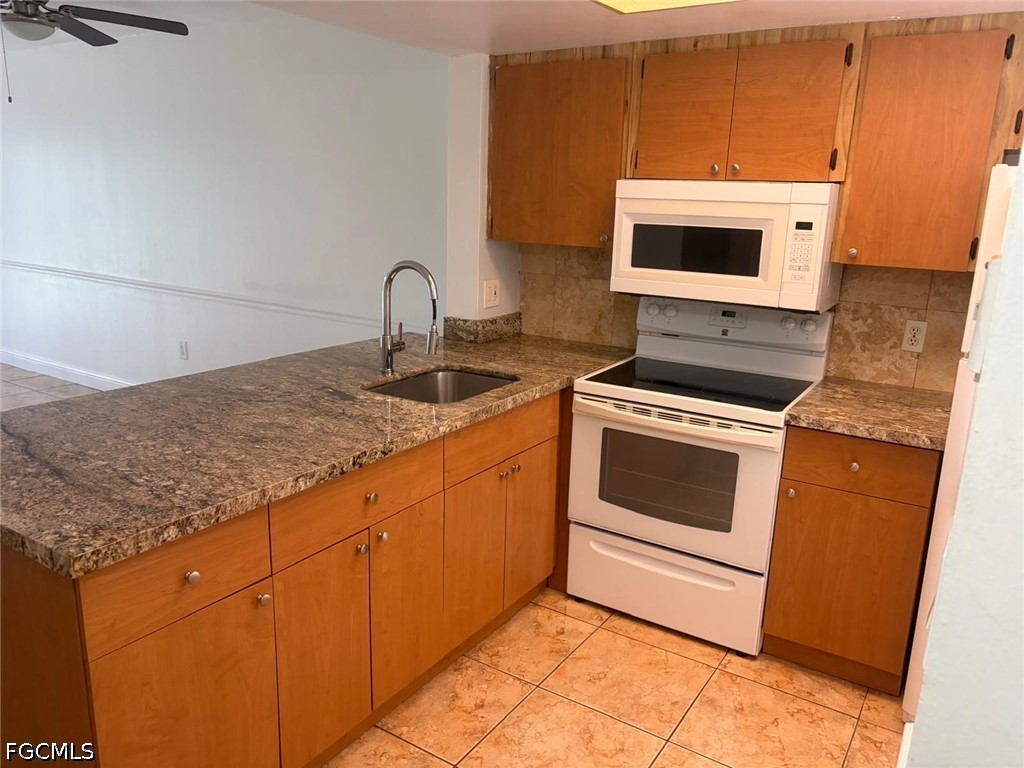 2700  PARK WINDSOR Drive, Apt 713