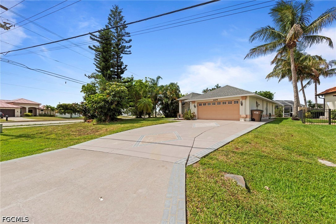 2104 SW 38th Terrace