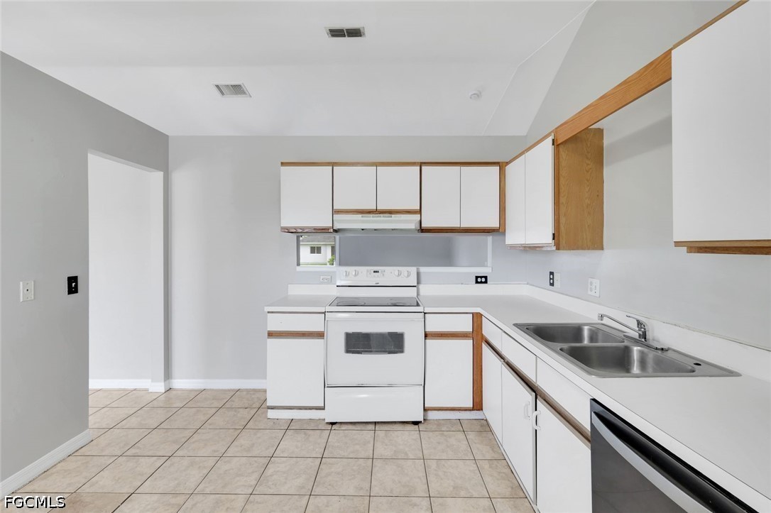 1409 SW 11th Place