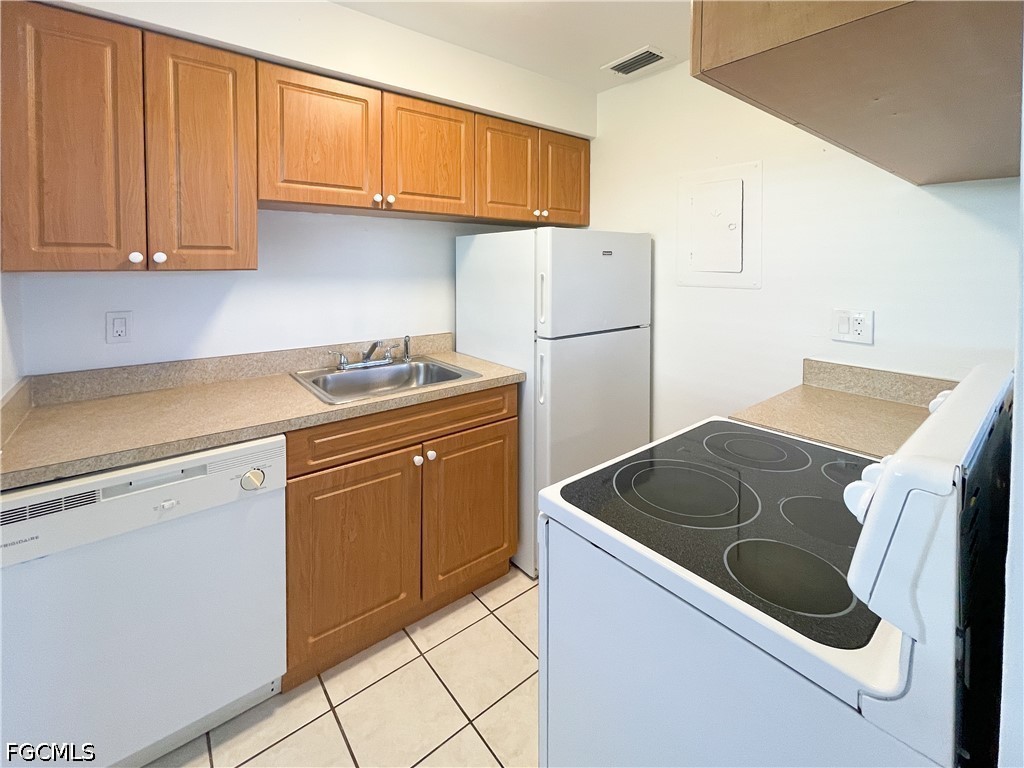 4009 SE 19th Avenue, Apt 3
