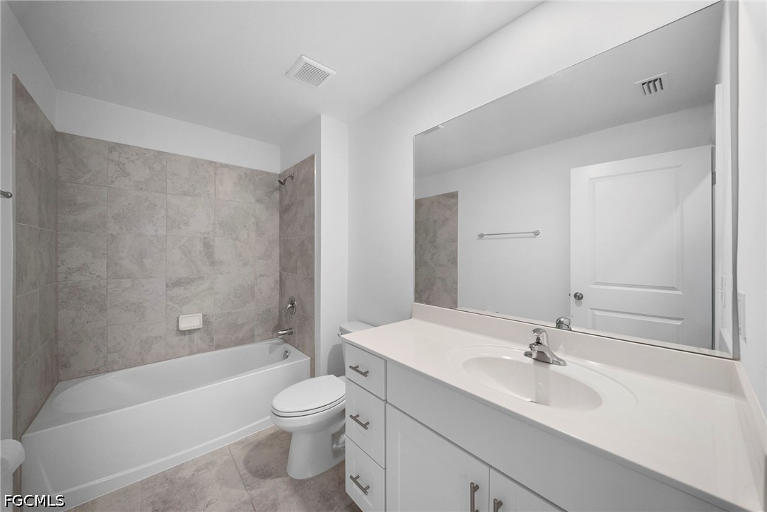 4216 villa rapallo Way