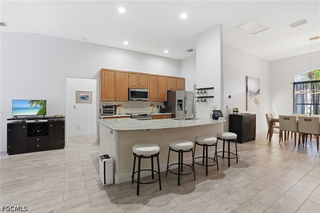 9954  Colonial Walk
