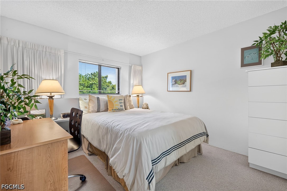 1250  Tennisplace Court, Apt E22