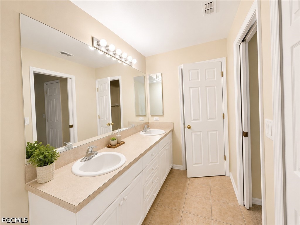 4141 NE 19th Place