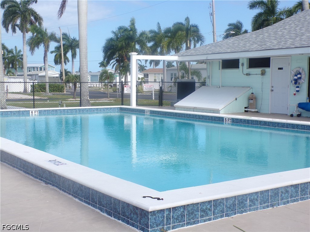 128 Cortez Way