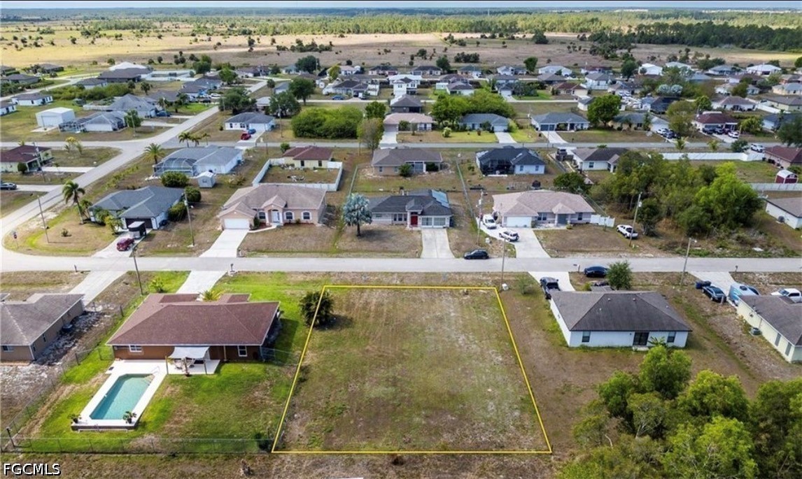 225  Manasota Street