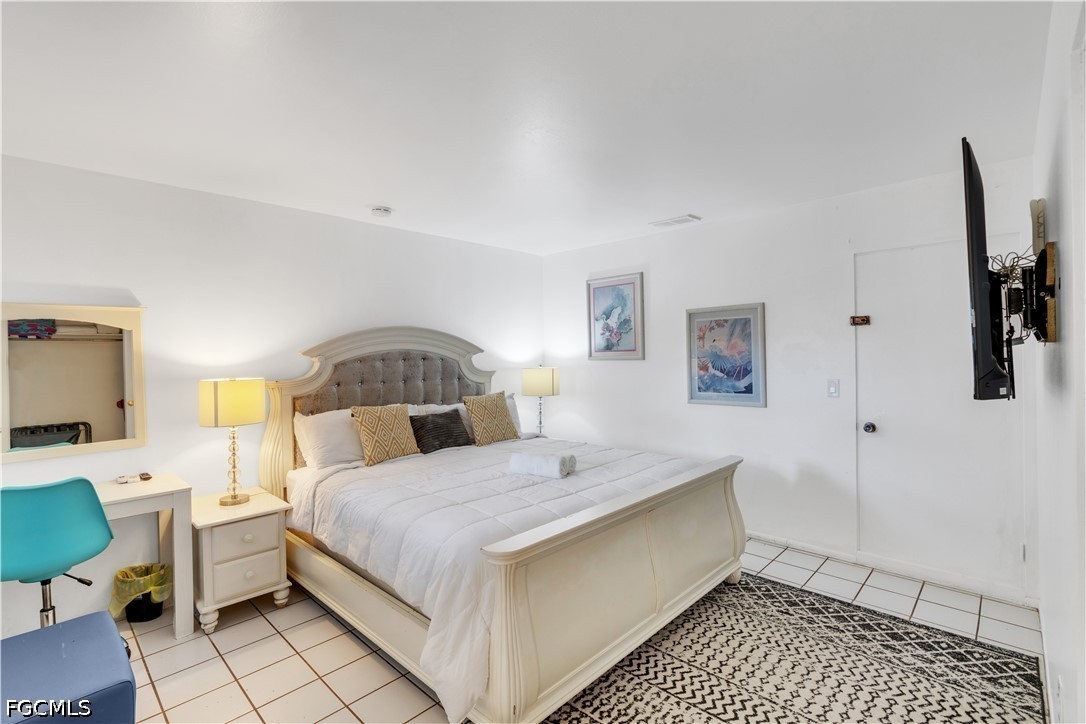5226 Coronado Parkway, Apt C