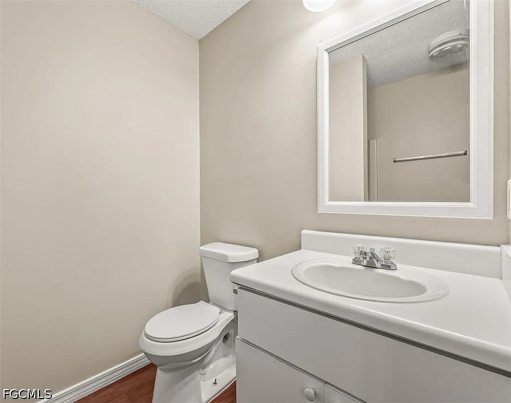 646 Virginia Oak Ct Court