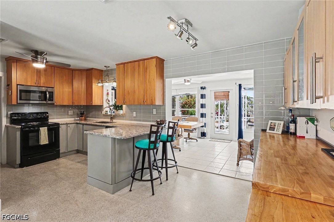 3608 Rita Lane