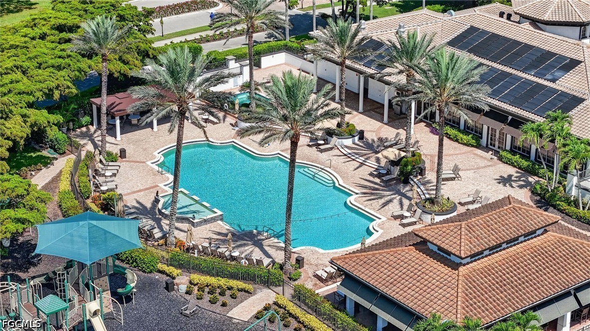 9595 Via Lago Way