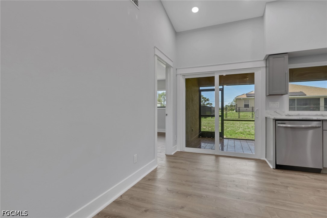 22/ 24 NW 15th Place