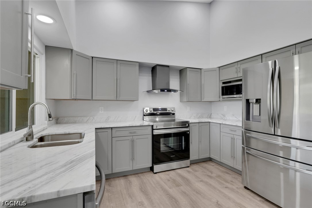 22/ 24 NW 15th Place