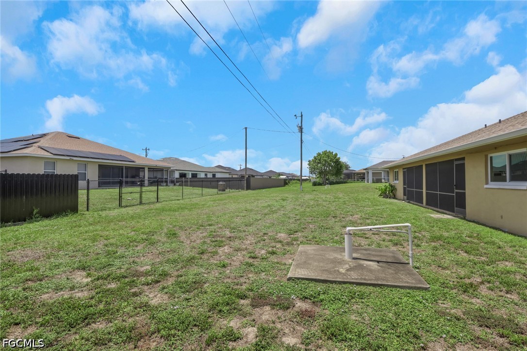 22/ 24 NW 15th Place