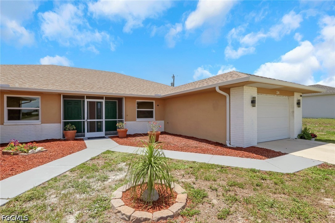 22/ 24 NW 15th Place