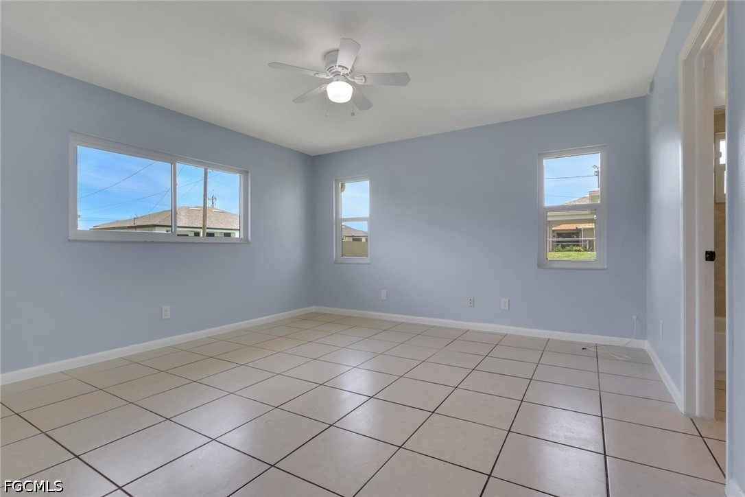 22/ 24 NW 15th Place