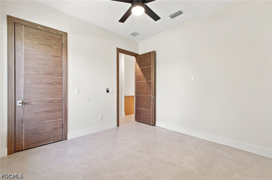 2517 SW 38th Street
