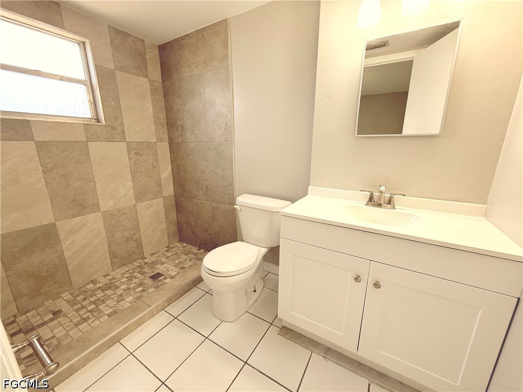 4923  Vincennes Court, Apt 3