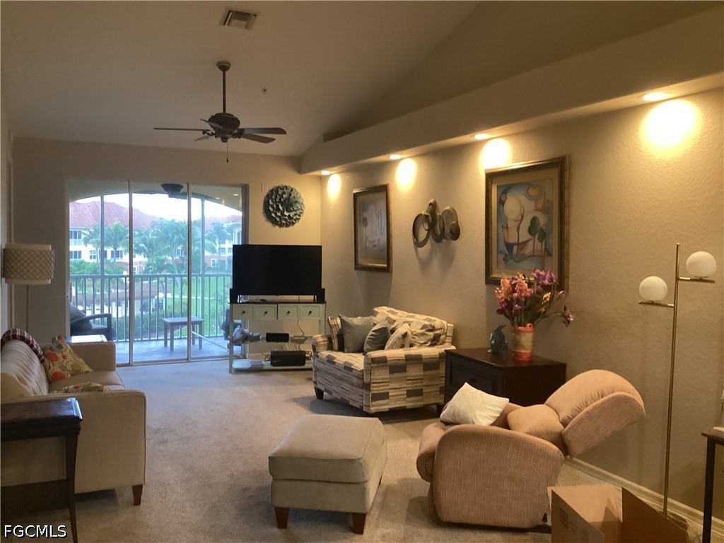 1121 Van Loon Commons Circle, Apt 304